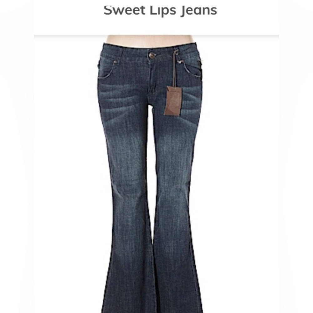 VINTAGE! Sweet Lips Premium Denim NY Jeans! The COVERSHOT is for DISPLAY ONLY!